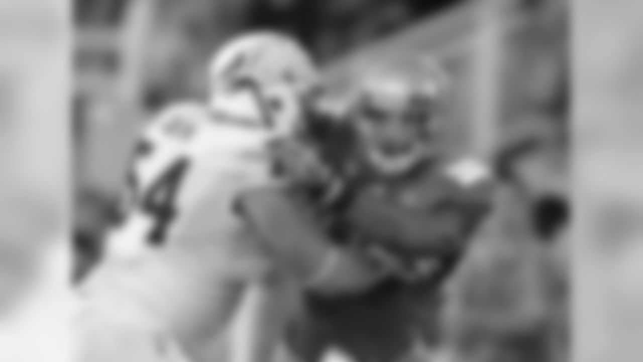 In his 2012-13 seasons combined, Barr tallied 41.5 tackles for loss and 23.5 sacks. (Projected mid-1st)