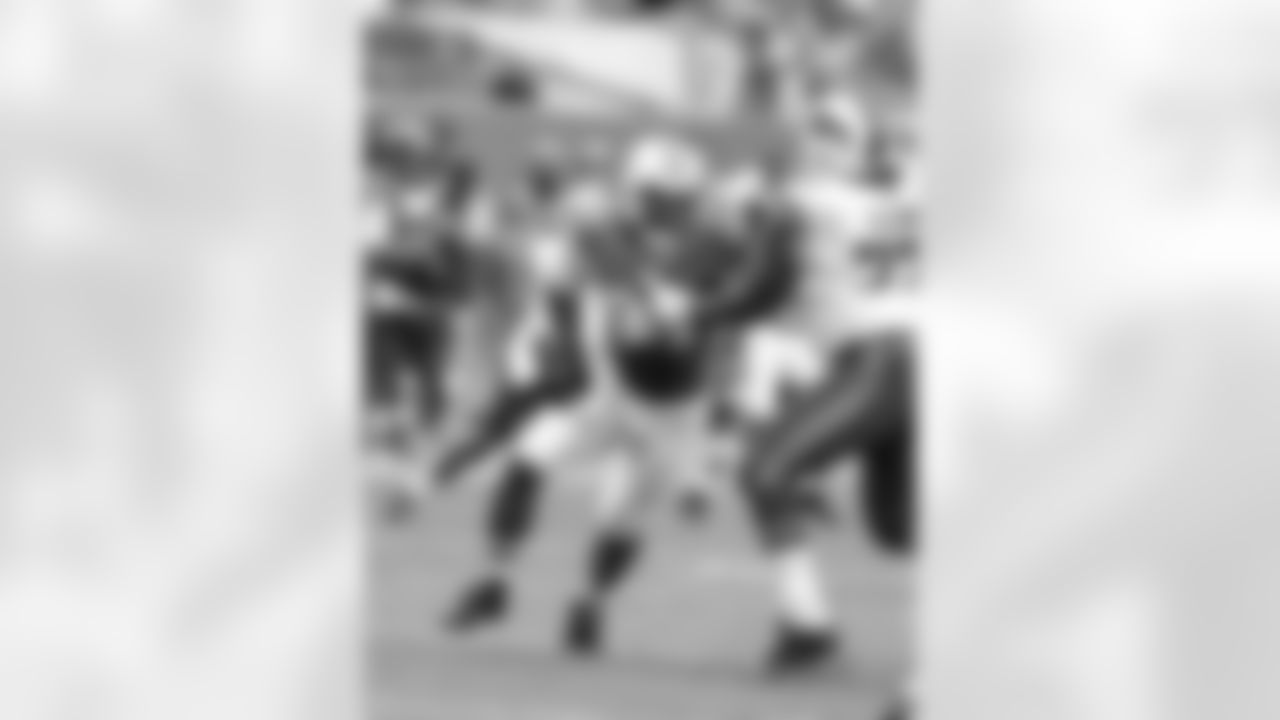DE Mario Williams
