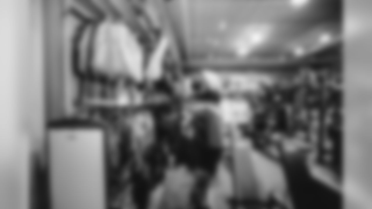 E_SNY_3405