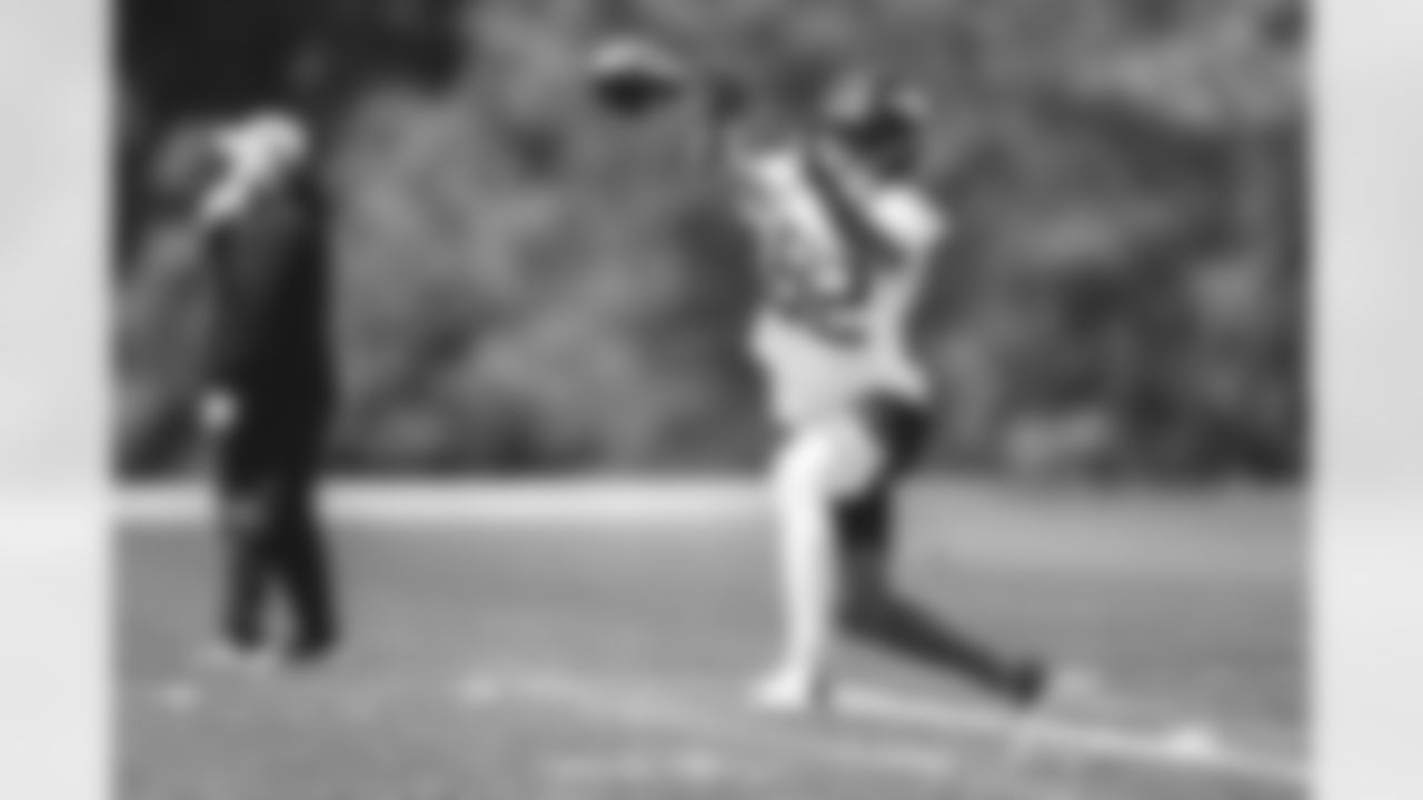 WR Xavier Gipson