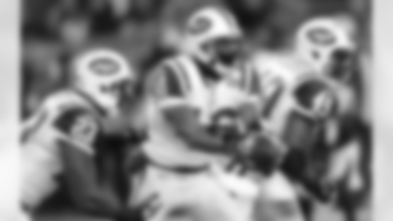 2010 Week 13 Jets vs Patriots Game Photos