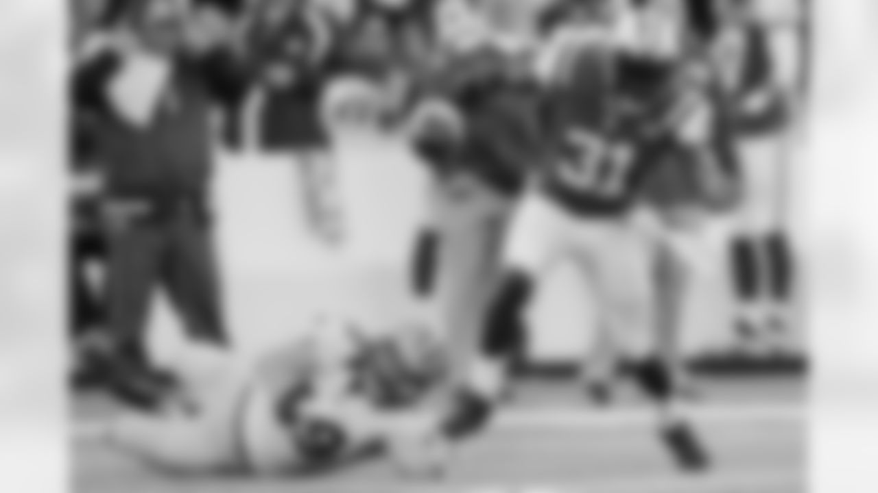 Cornerback Antonio Cromartie