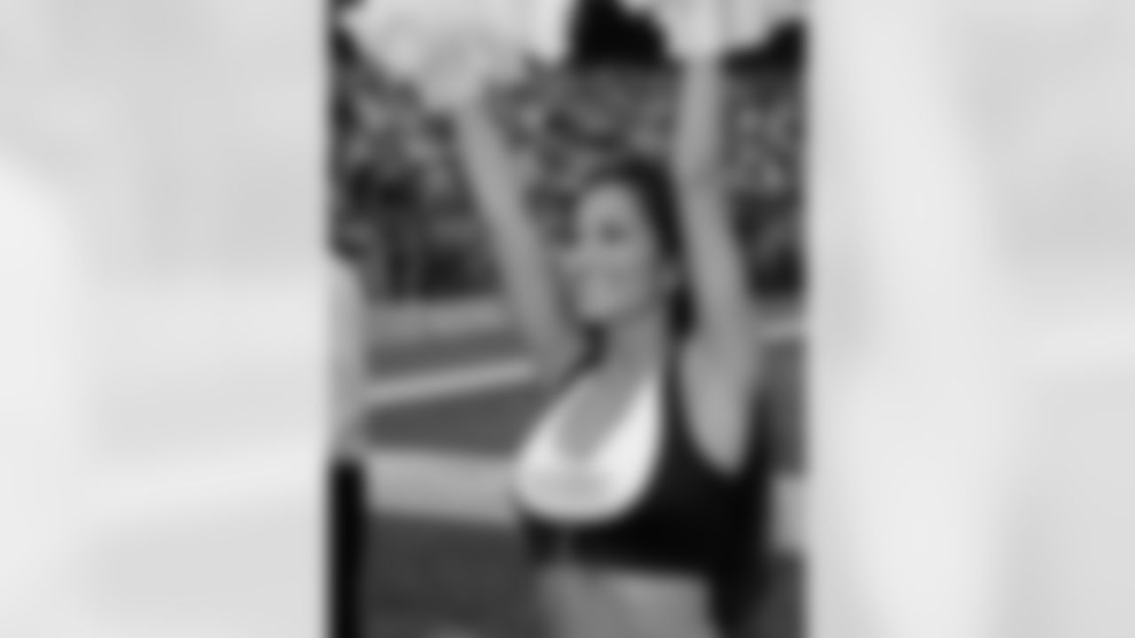 Jessica M. 2009 Flight Crew Member Photos