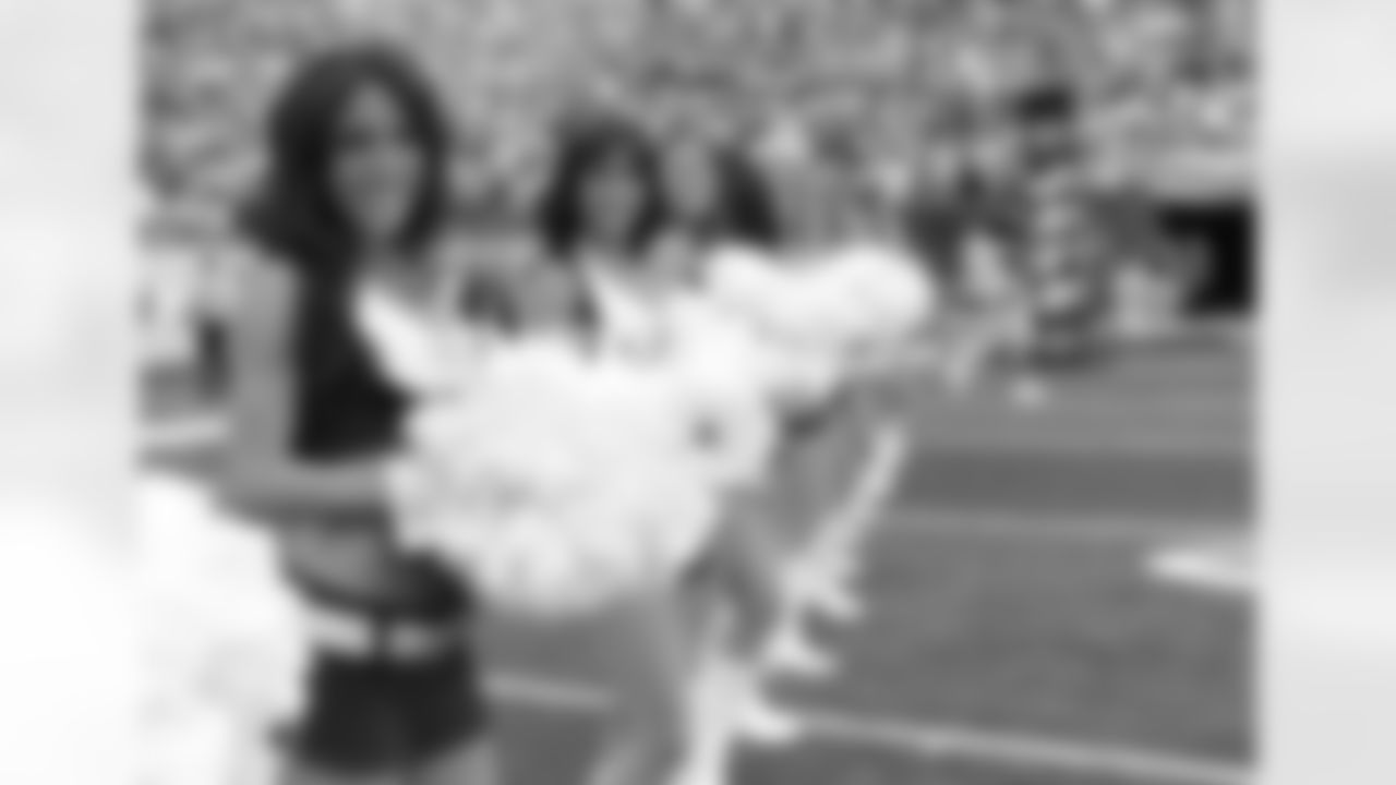 2010 Week 2 Jets vs Patriots Flight Crew Photos