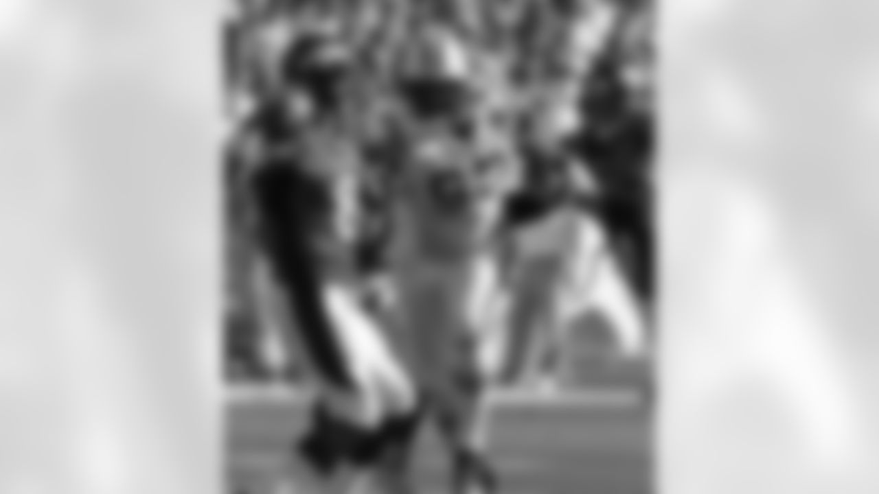 2010 Week 6 Jets at Broncos Game Photos