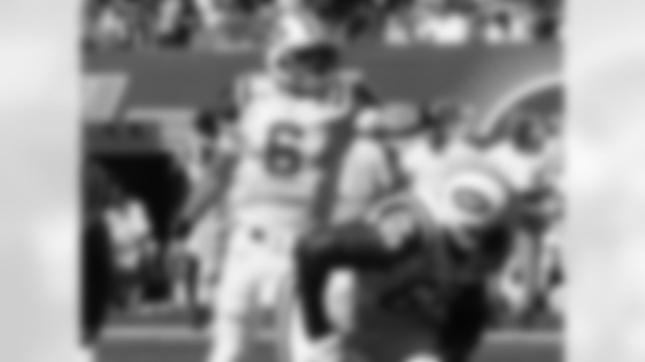 2009 Week 2 - Jets vs Patriots Photos