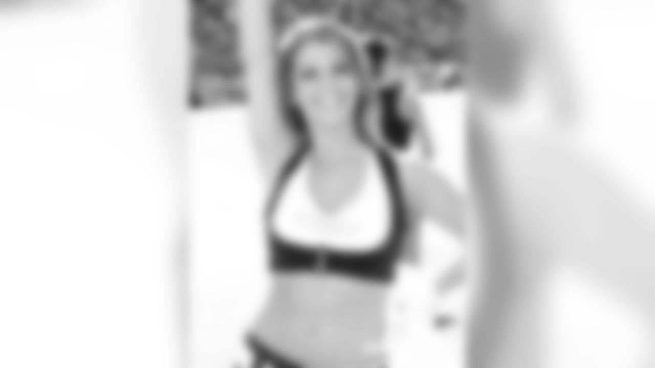 Ashley 2009 Flight Crew Member Photos
