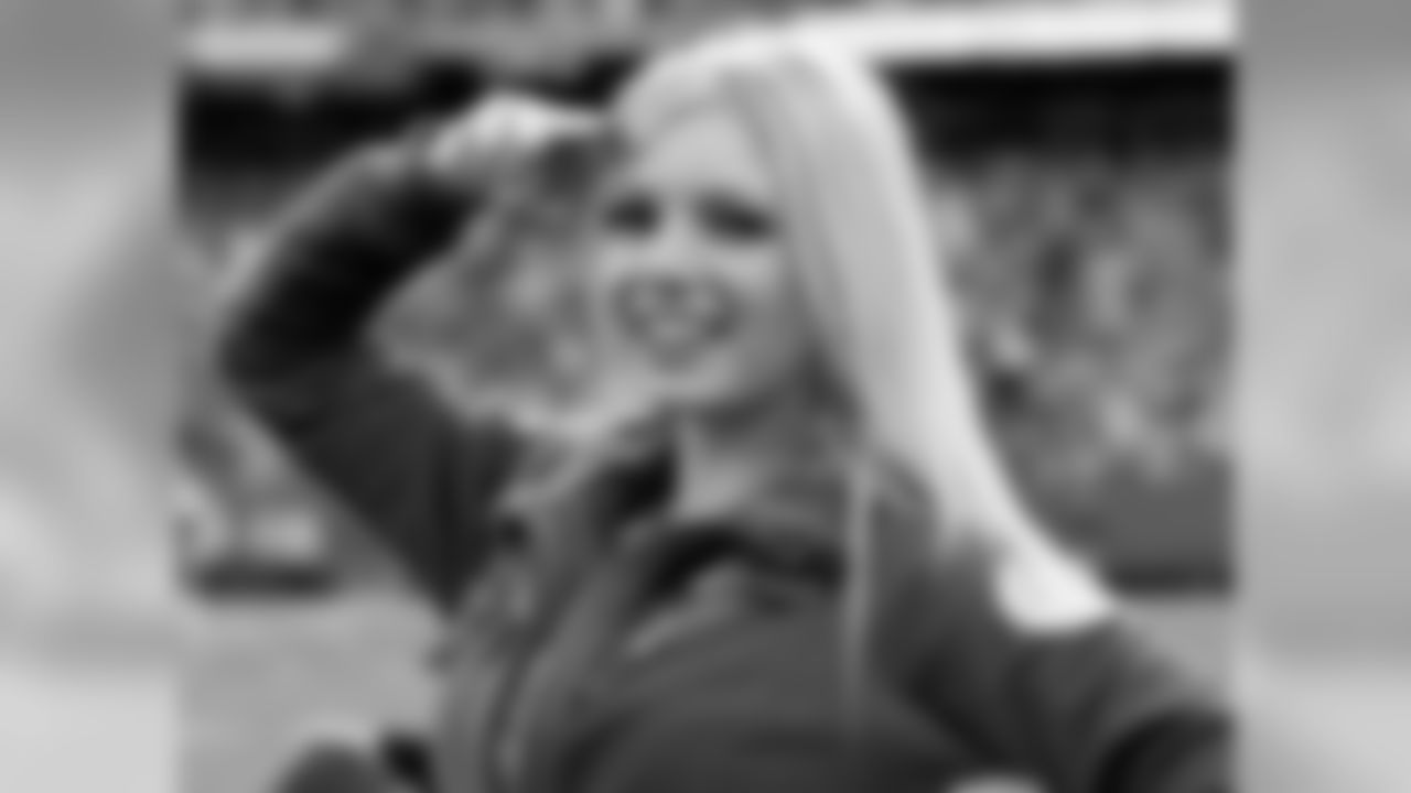 Jacqueline 2009 Flight Crew Member Photos