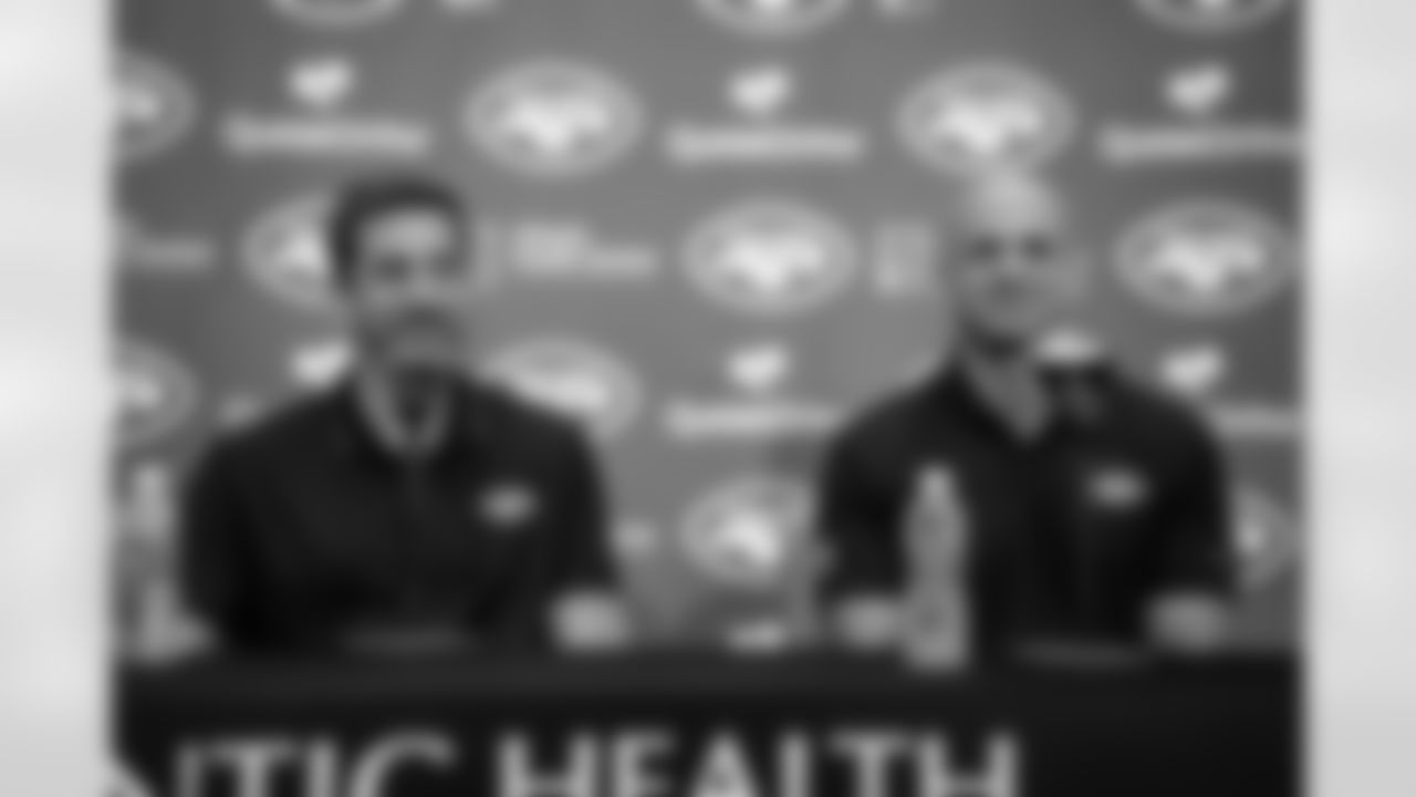 20230426-Jets Rogers Presser-10