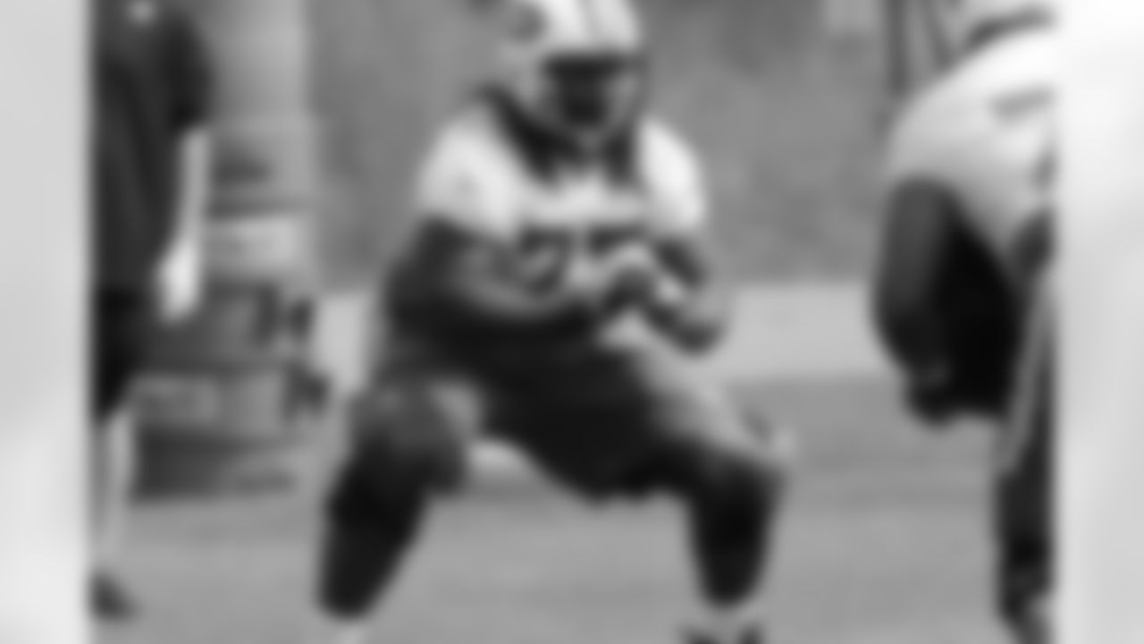 Maccagnan fortified the offensive line, signing young G James Carpenter to a four-year deal. The 6'5", 321-pound Carpenter, a first-round pick of the 'Hawks in the 2011 draft, made 44 starts with the Seahawks over the past four years. Carpenter, a mauler who is just 26, moves from a team that finished first in the NFL in rushing to a team that ranked third overall on the ground.