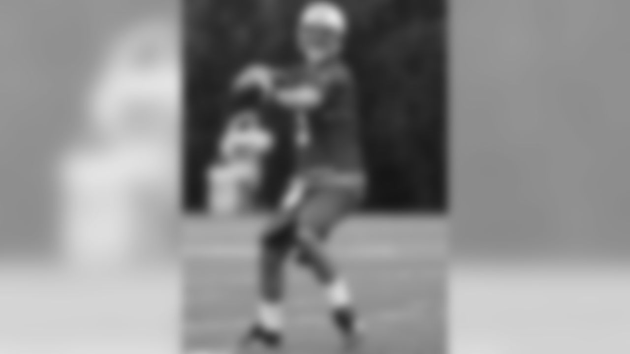 QB Erik Ainge