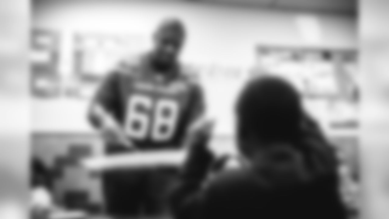 E_SNY_4454