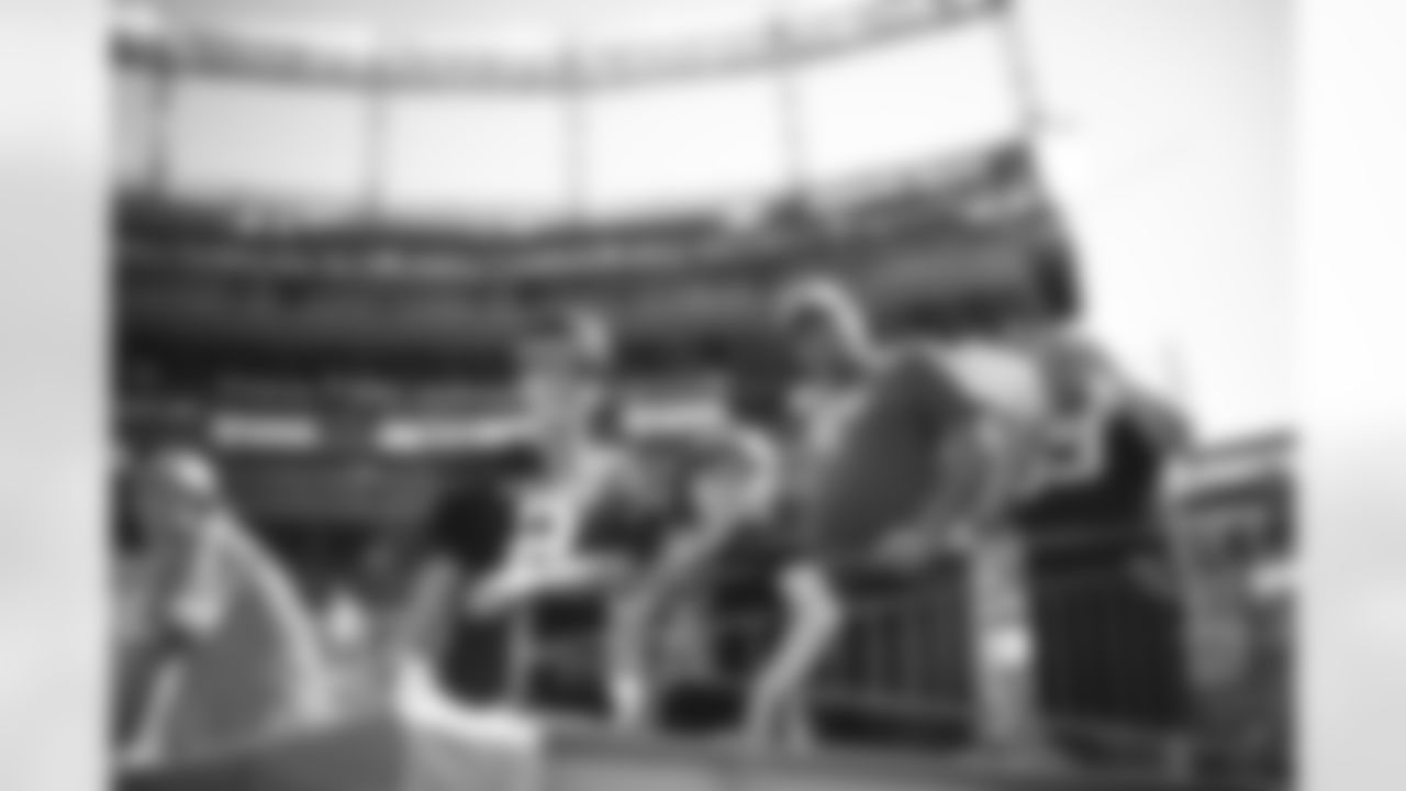 E_SNY_8592