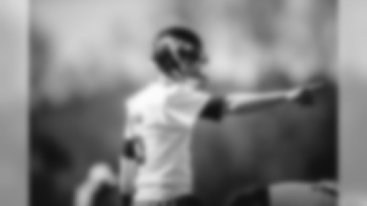 E_SNY_9344