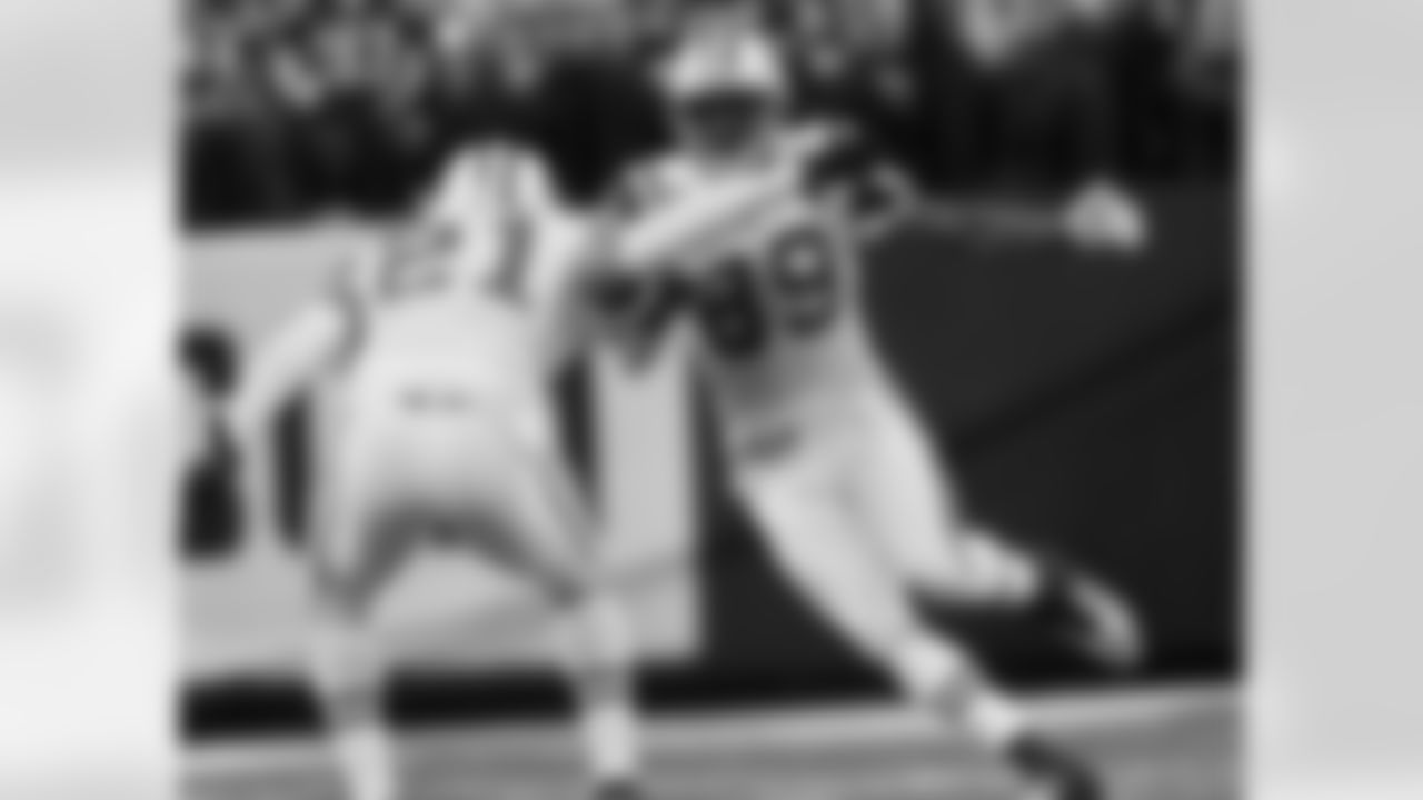 2009 Week 16 Jets At Colts Photos