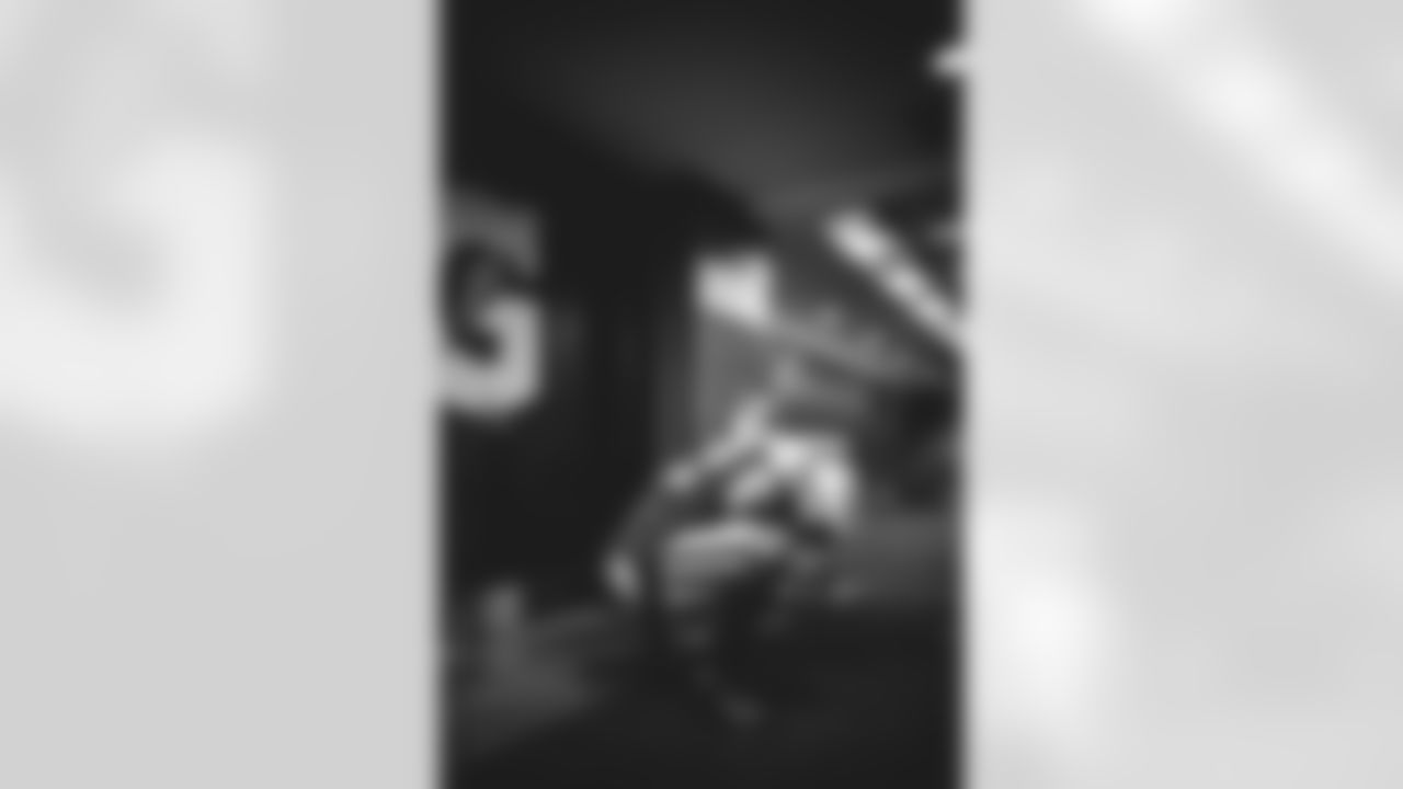 E_1D2_1104