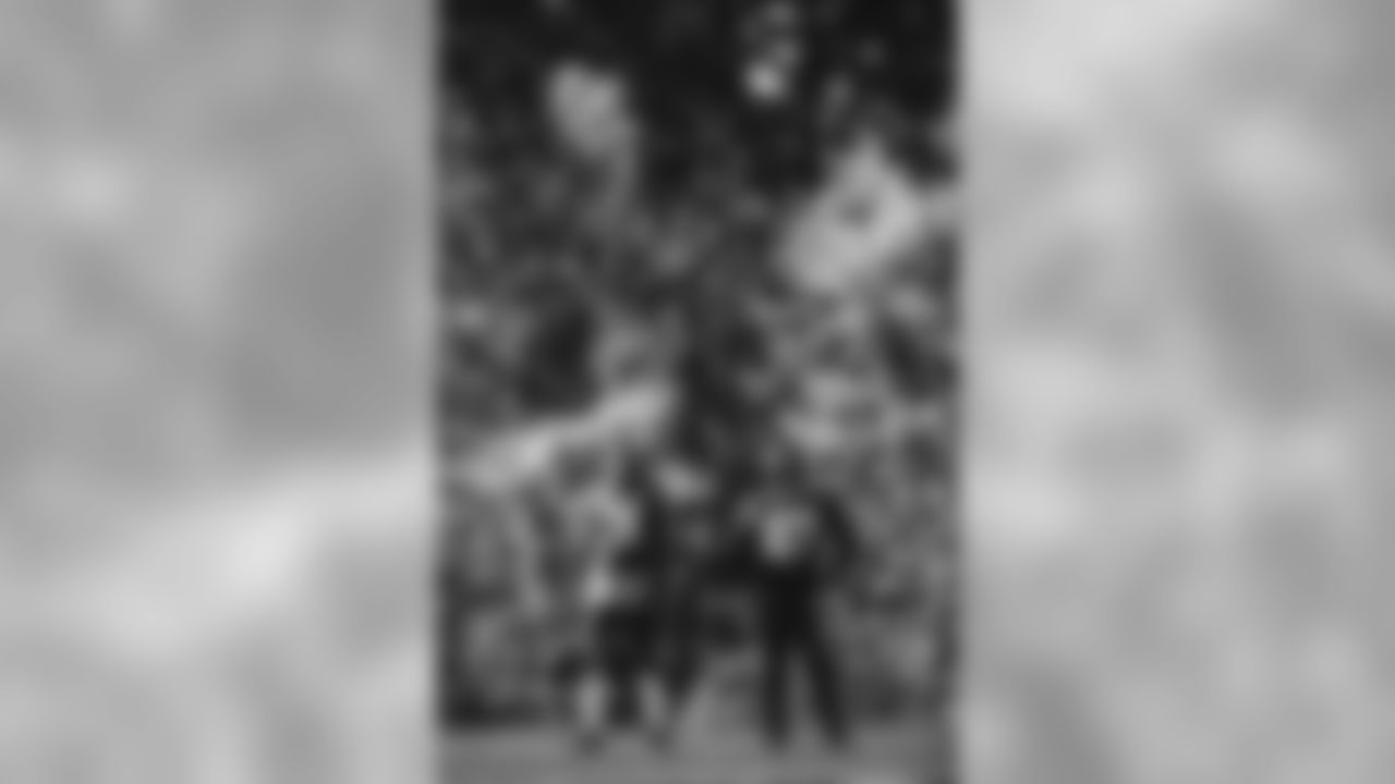 E_SNY_9809