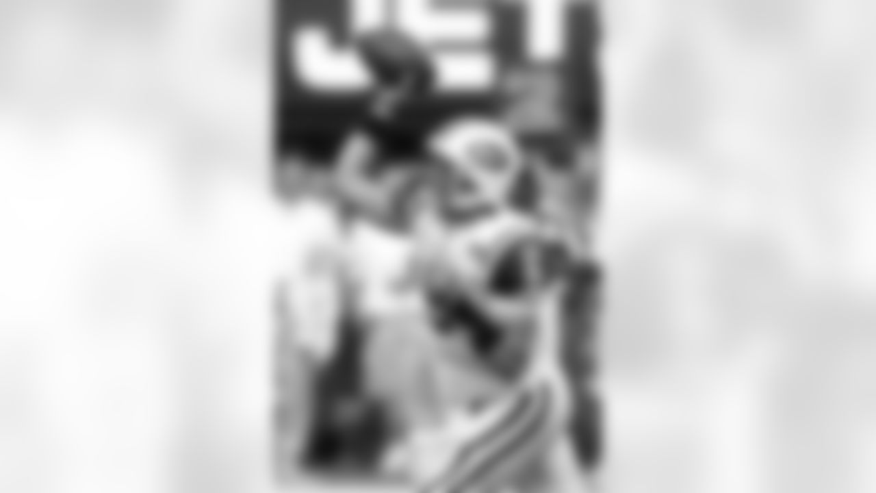 2010 Week 2 Jets vs Patriots Game Photos