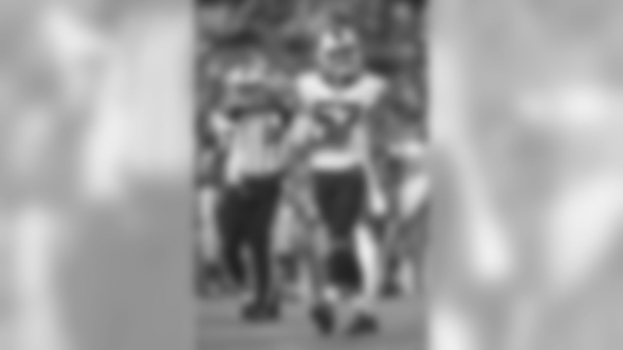 OLB Lorenzo Alexander