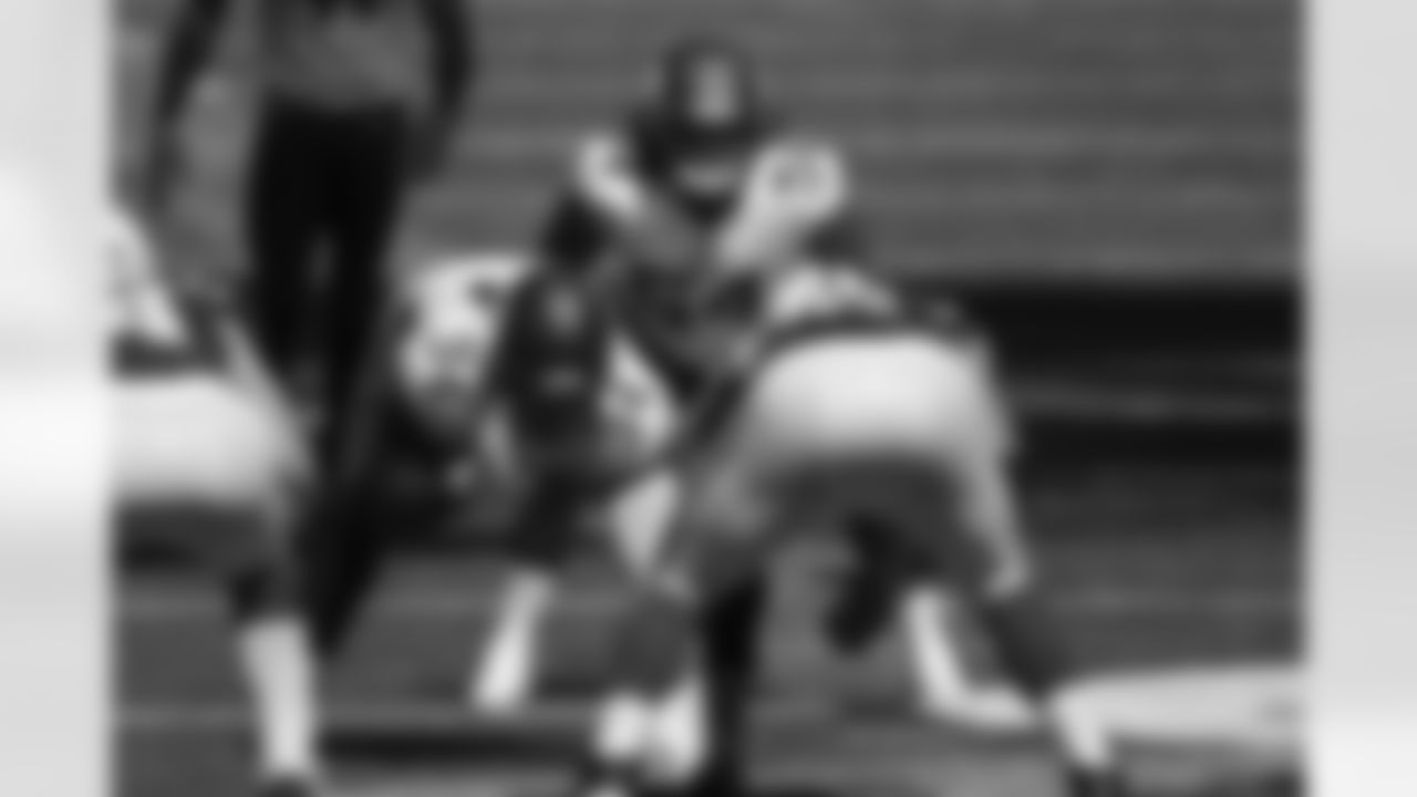 MLB: Eric Kendricks
Backed up by Hardy Nickerson
