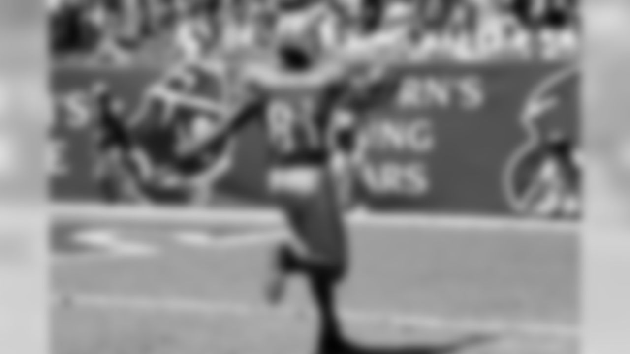 Sept. 11, 2011: Lions 27, Buccaneers 20