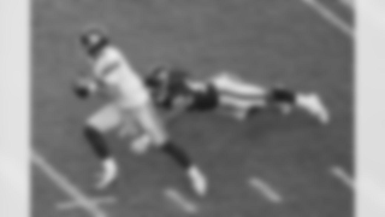 DE: Chase Young
Backed up by Ryan Kerrigan