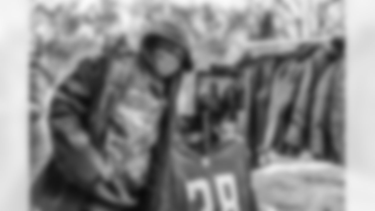 111720_DLA_CoatDrive_015