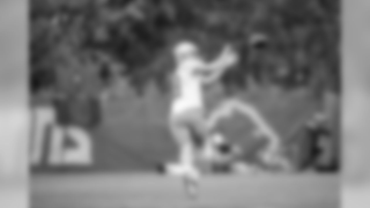 Detroit Lions tight end T.J. Hockenson (88) during Day 2 of OTAs on Wednesday, May 22, 2019 in Allen Park, Mich. (Detroit Lions via AP)