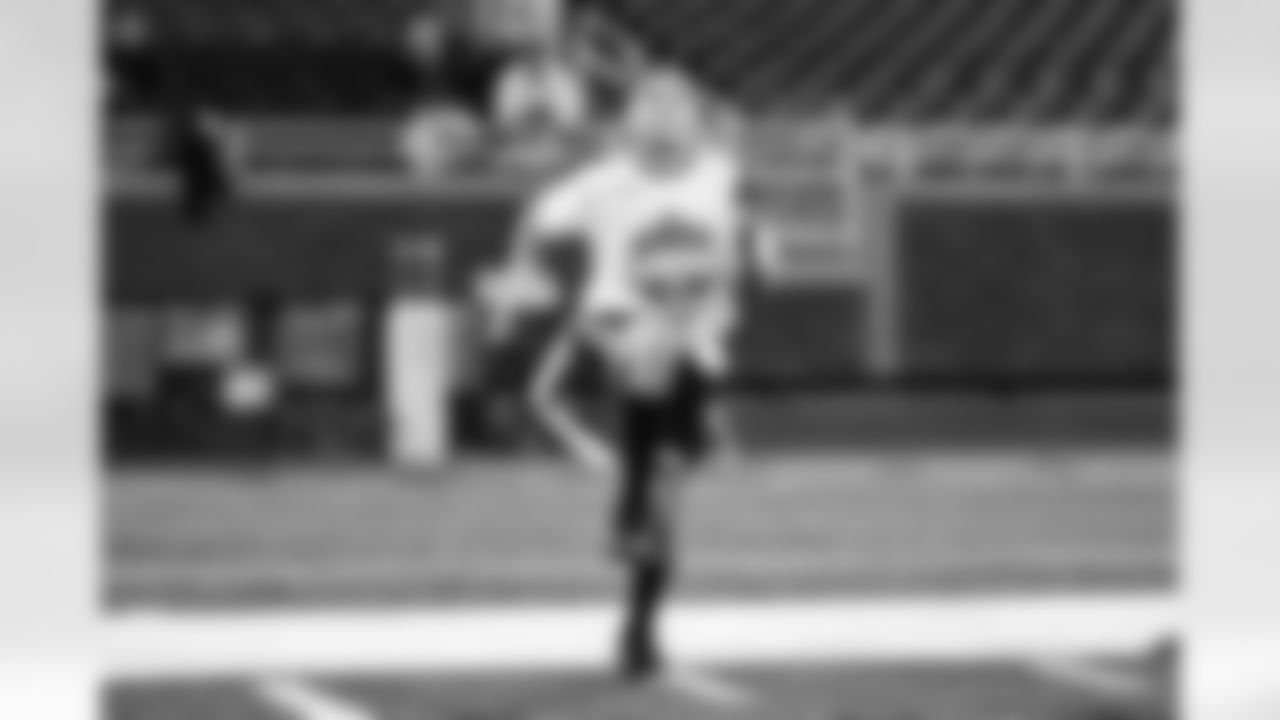 Girls Flag Football Clinic at Ford Field in Detroit, MI on March 28, 2023. (Jeff Nguyen/Detroit Lions)
