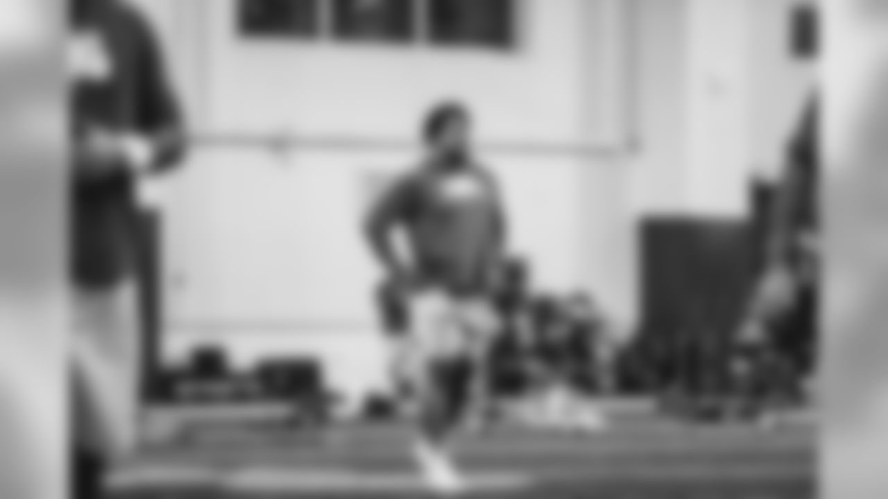 Detroit Lions tackle Halapoulivaati Vaitai (72) during workouts Allen Park Training Facility in Allen Park, MI on August 10, 2020. (Jeff Nguyen/Detroit Lions)