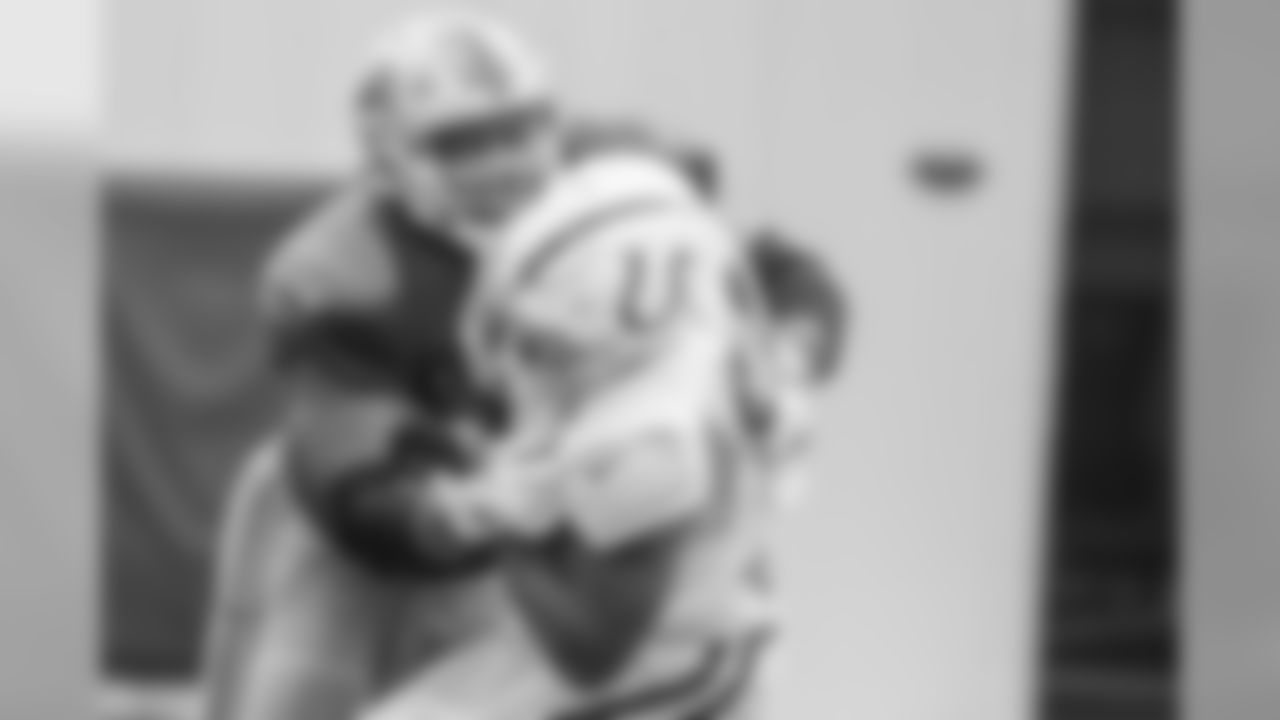Laken Tomlinson