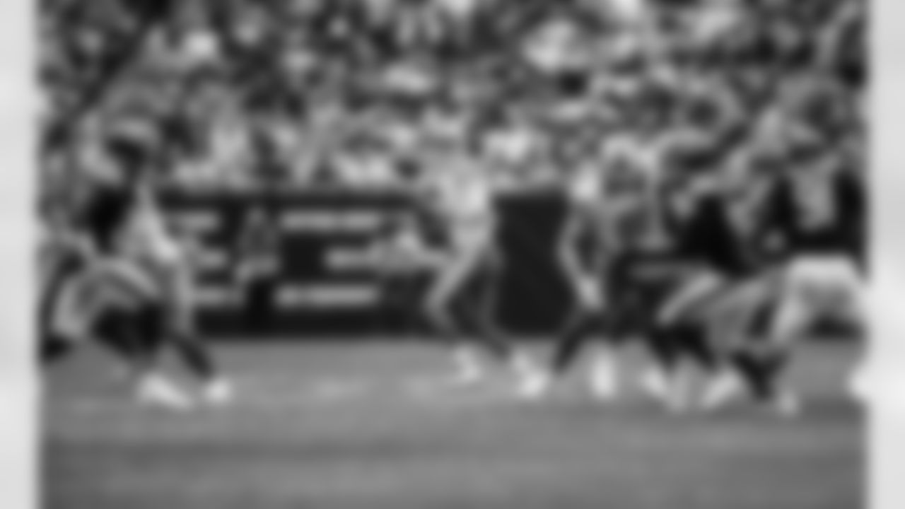 Detroit Lions quarterback Jared Goff (16) during a NFL football game against the Chicago Bears on October 3, 2021 in Chicago, IL. (Jeff Nguyen/Detroit Lions).