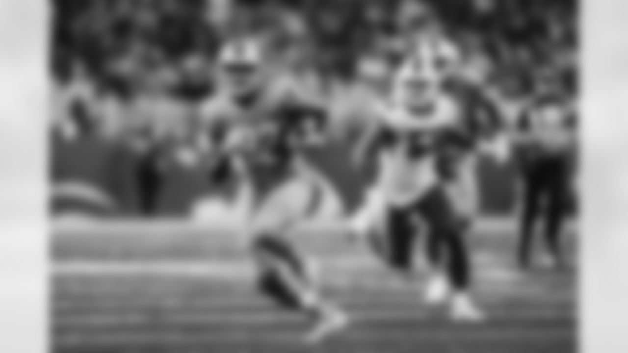 Detroit Lions tight end James Mitchell (82) during a NFL football game against the Buffalo Bills on Thursday, November 24, 2022 in Detroit, MI. (Jeff Nguyen/Detroit Lions).
