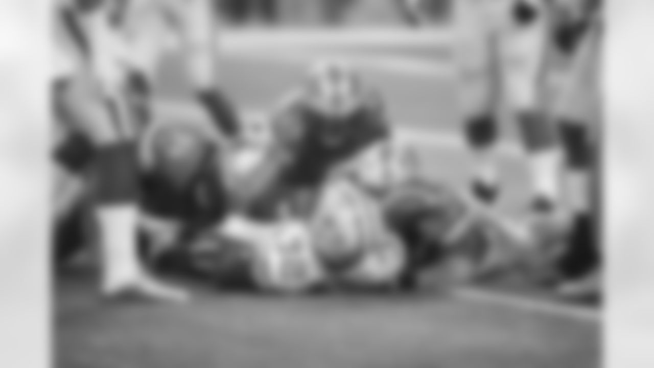 Ziggy Ansah and Don Carey