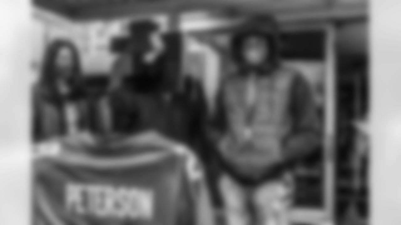 111720_DLA_CoatDrive_021