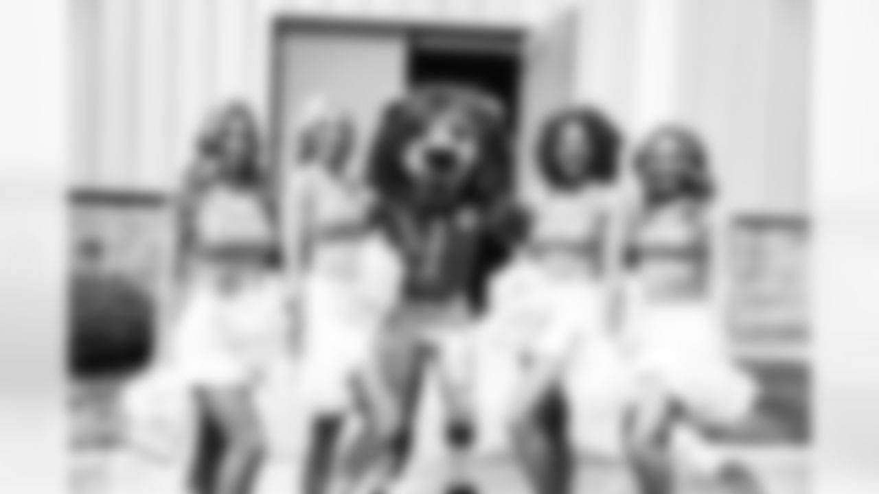 Detroit Lions Cheerleaders during 2023 Michigan Girls High School Flag Football Pilot League Week 3 at Detroit Lions HQ & Training Facility Sunday May 21 2023 in Allen Park, MI. (Carl Jones II/Detroit Lions).