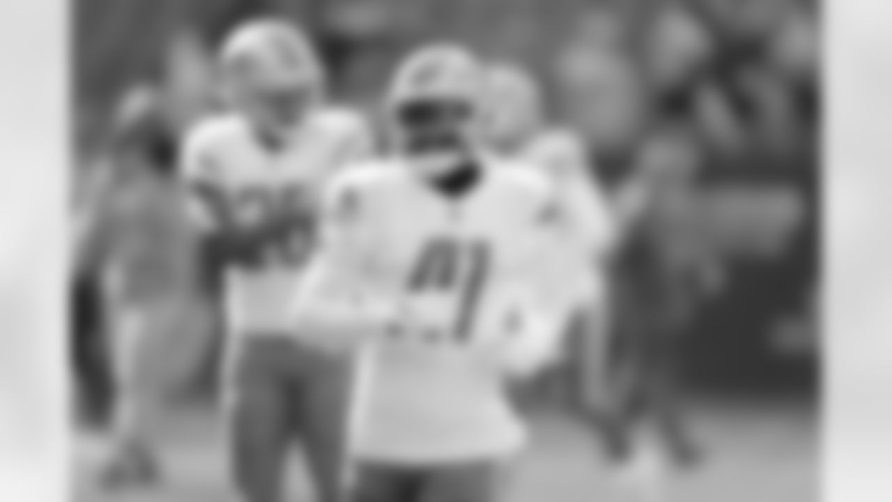 Detroit Lions cornerback Lenzy Pipkins (41) warms up before a NFL football game against the Chicago Bears on Sunday, Nov. 11, 2018 in Minneapolis. (Detroit Lions via AP).