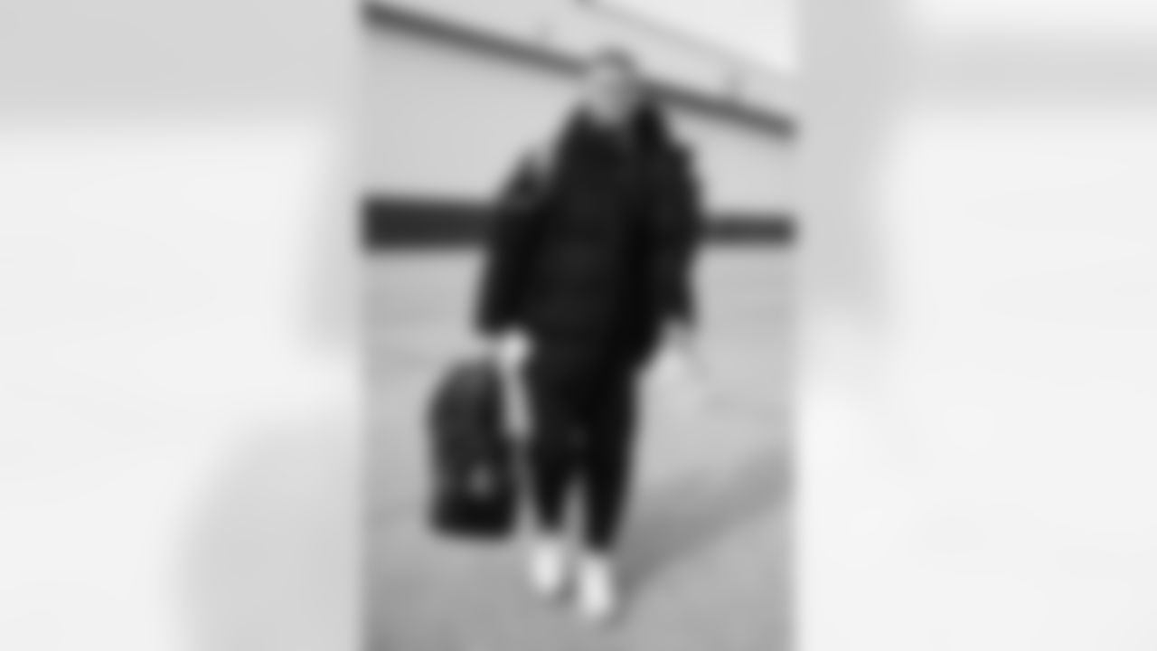 Detroit Lions defensive lineman Aidan Hutchinson (97) traveling to New Jersey on Saturday, November 19, 2022 in Detroit, MI. (Jeff Nguyen/Detroit Lions).