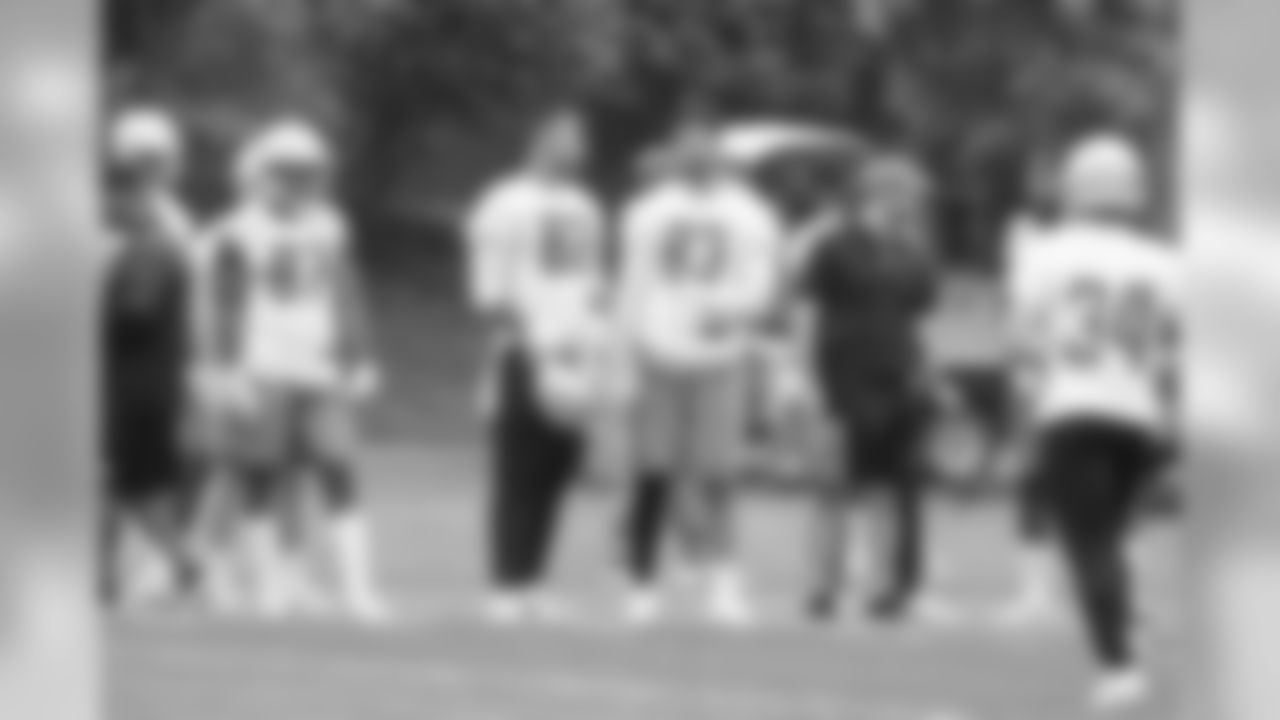 Detroit Lions tight end Logan Thomas (82) and tight end Jesse James (83) during Day 4 of OTAs on Wednesday, May 29, 2019 in Allen Park, Mich. (Detroit Lions via AP)