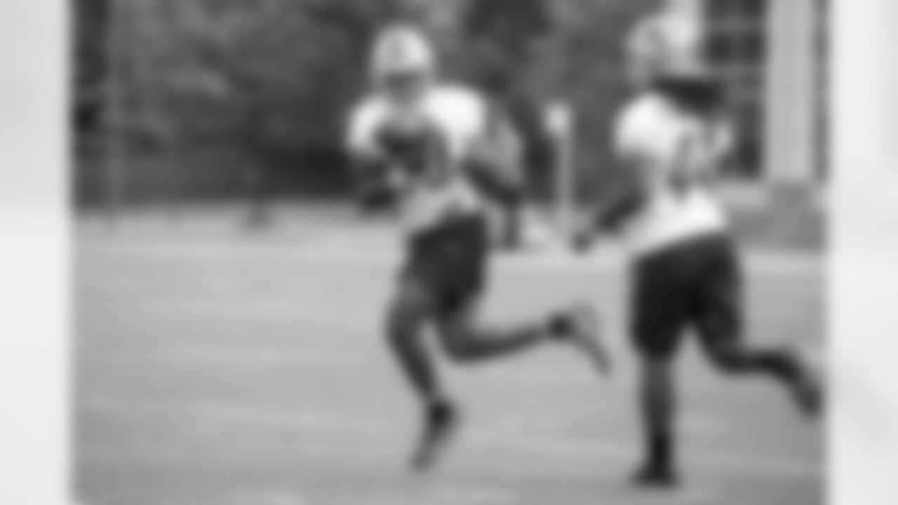 Jarrad Davis and Jalen Reeves-Maybin