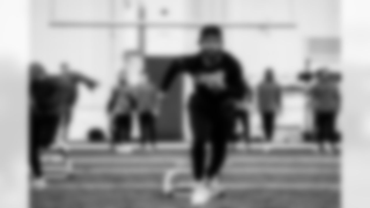 Detroit Lions running back D'Andre Swift (32) during a morning workout at the Lions training facility in Allen Park, MI on April 19, 2022. (Jeff Nguyen/Detroit Lions)
