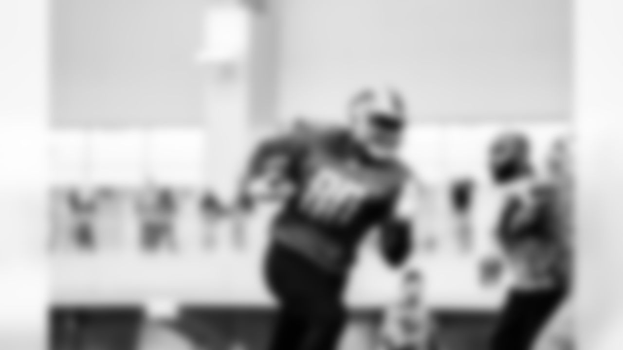 Detroit Lions tight end Darren Fells (80) during Lions practice at the Training Facility in Allen Park, MI on October 7, 2021. (Jeff Nguyen/Detroit Lions)