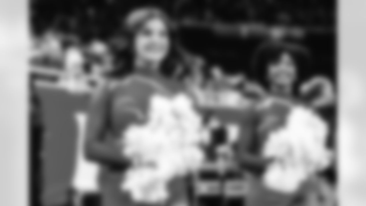 Detroit Lions Cheerleaders during a NFL football game against the Green Bay Packers on Sunday, January 9, 2022 in Detroit, MI. (Mike Ferdinande/Detroit Lions).