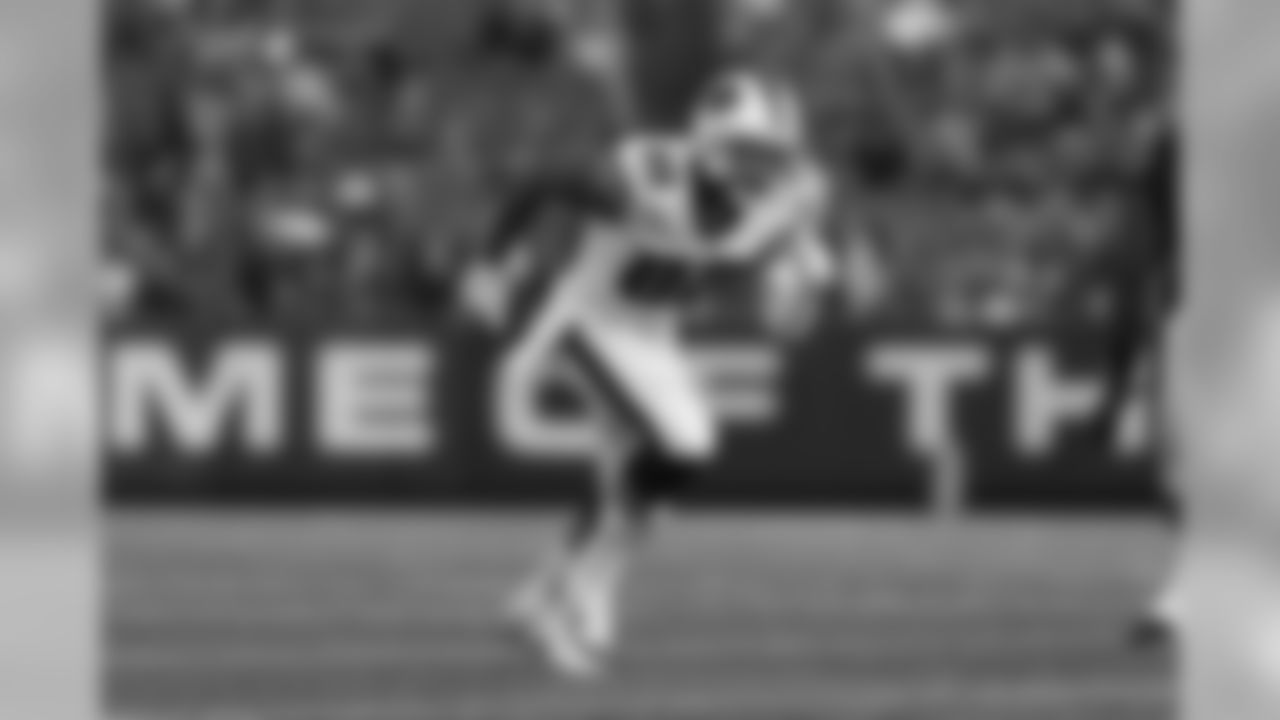 Buffalo Bills tight end Logan Thomas (82) during an NFL preseason football game against the Cincinnati Bengals on Sunday, Aug. 26, 2018 in Buffalo, NY. The Bengals won, 26-13. (Ric Tapia via AP)