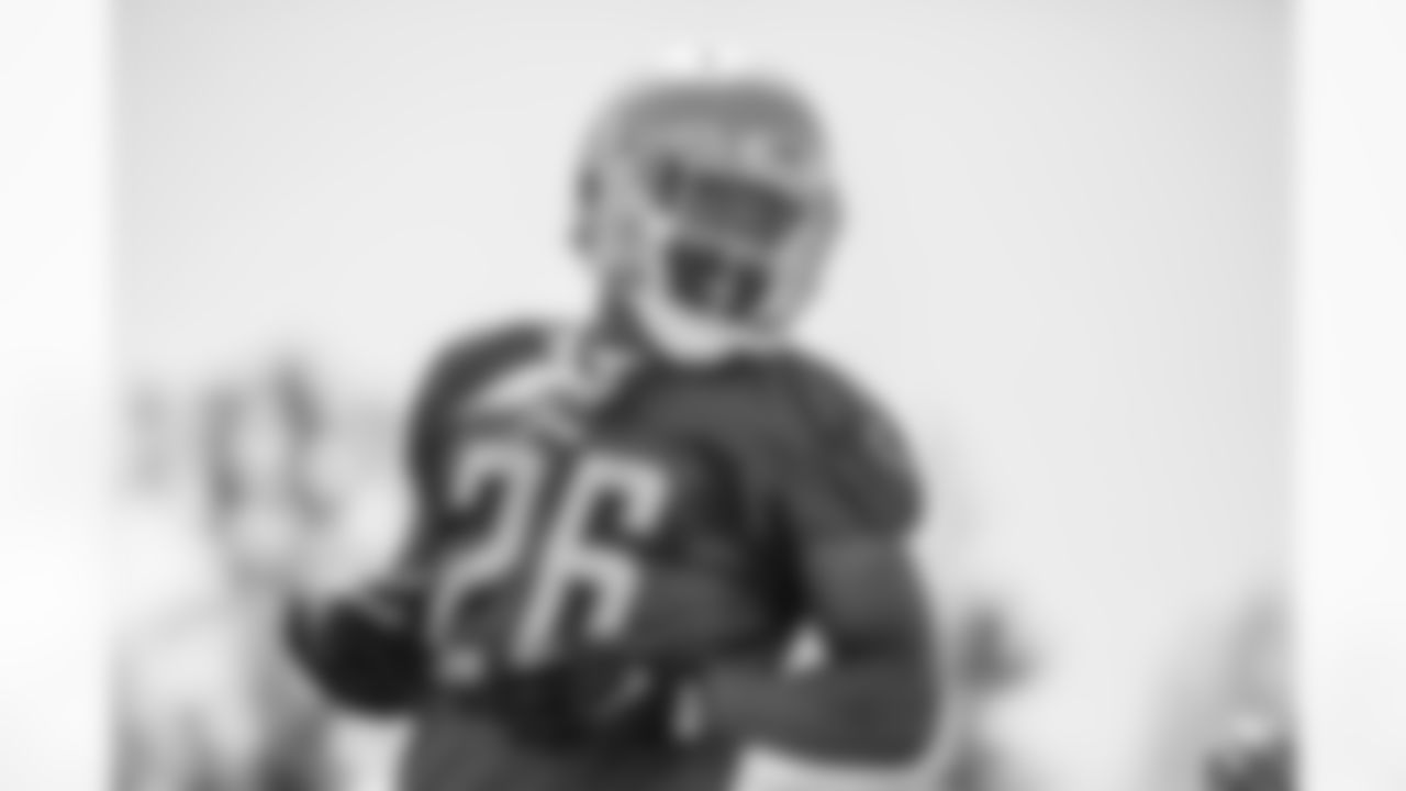 DeShawn Shead