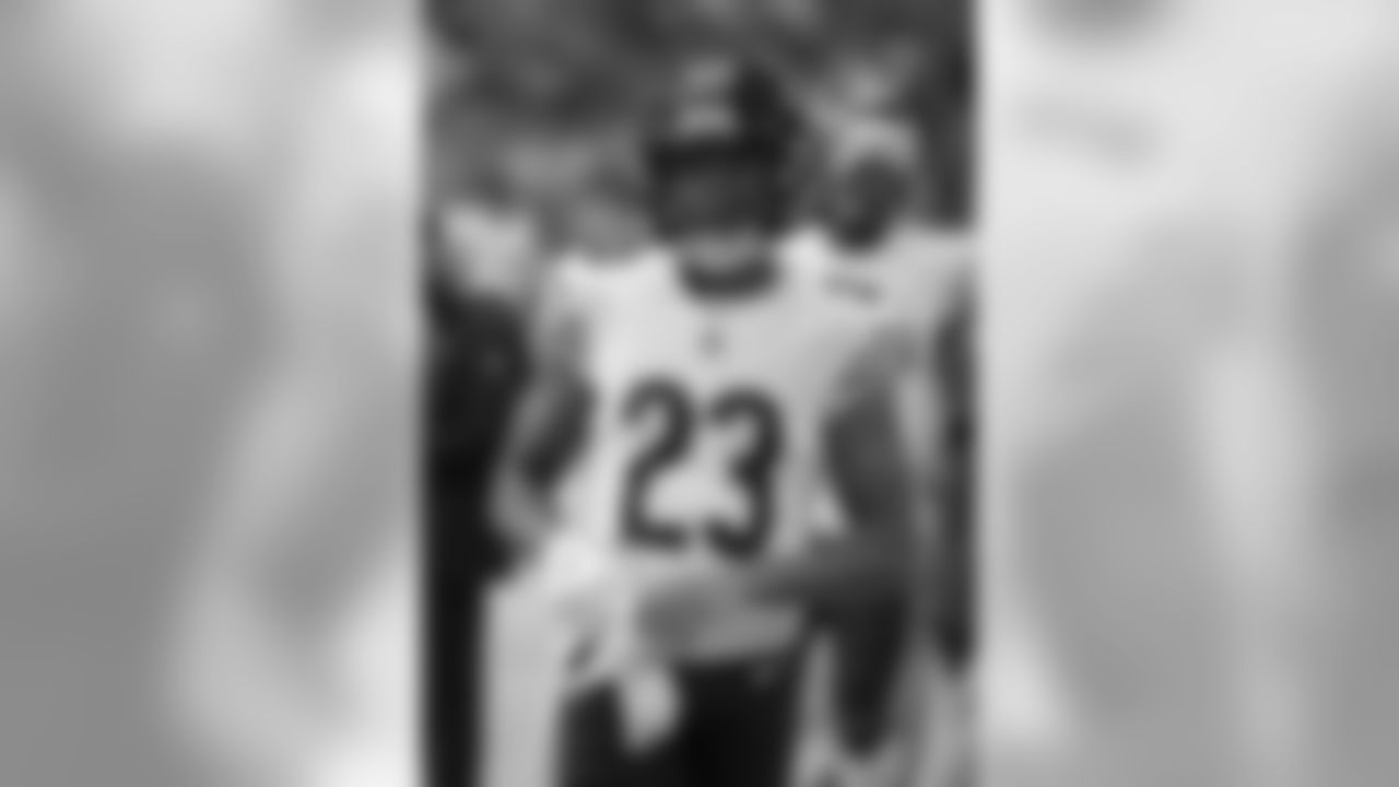 CB Kyle Fuller
Backed up by Marcus Cooper Sr. and Sherrick McManis