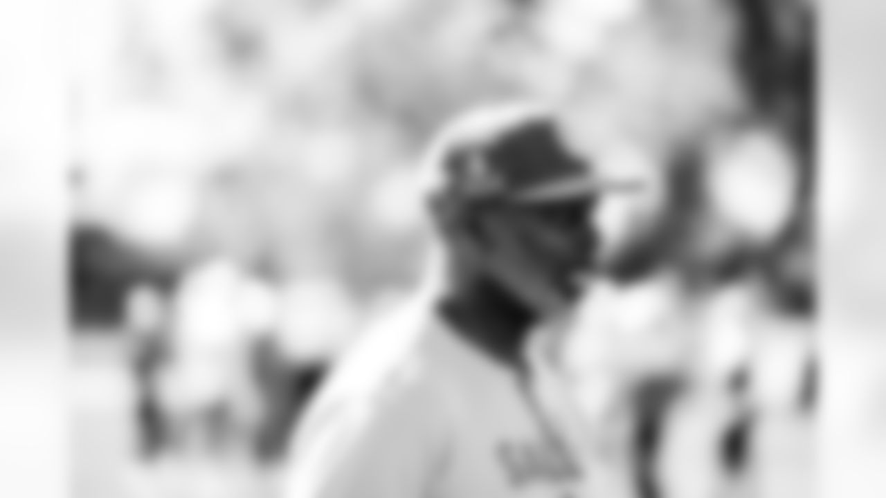 Detroit Lions Offensive Coordinator Anthony Lynn during Lions practice at the Training Facility in Allen Park, MI on October 1, 2021. (Jeff Nguyen/Detroit Lions)