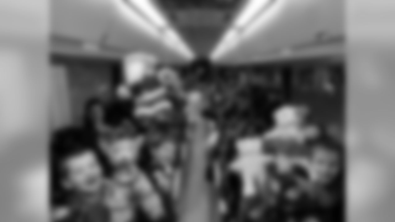 TP - BABW 8 PITT on bus