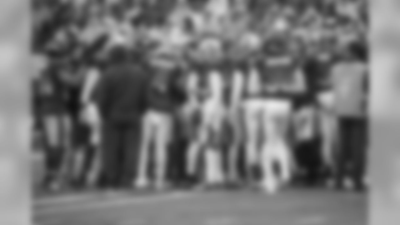 NFC team huddle before the Pro Bowl on Sunday, Jan. 27, 2019 in Orlando, Fla. (Detroit Lions via AP)