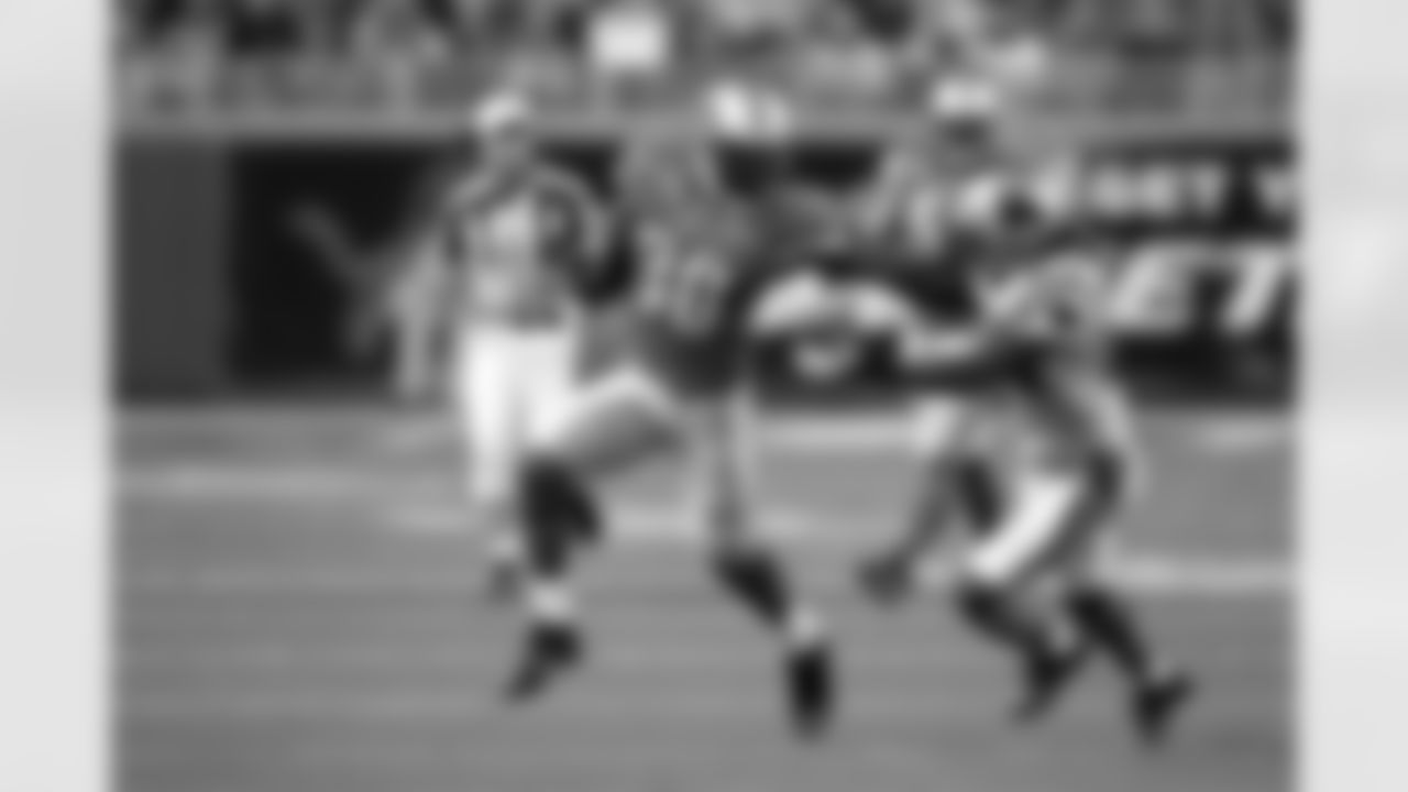 Nov. 20, 2011: Lions 49, Panthers 35